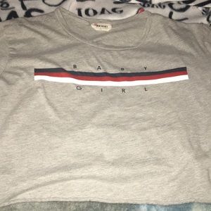 Cropped BABYGIRL shirt